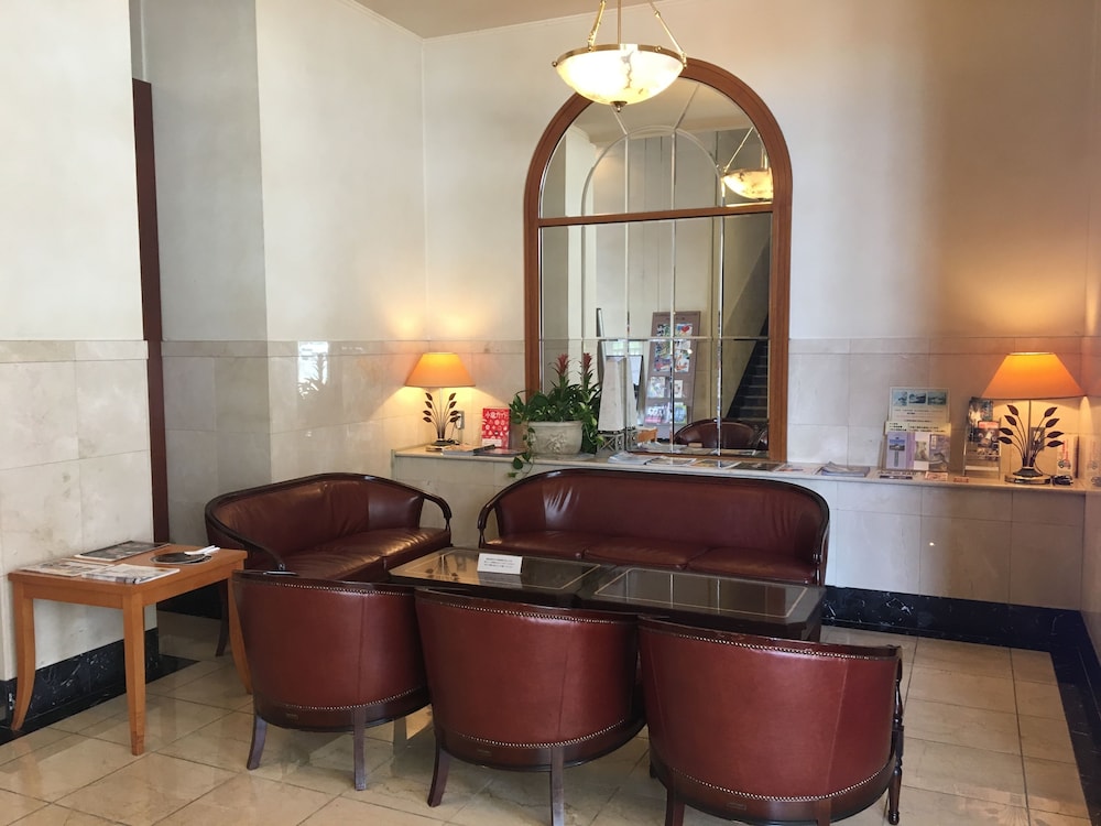 Crown Palais Kokura 38/56