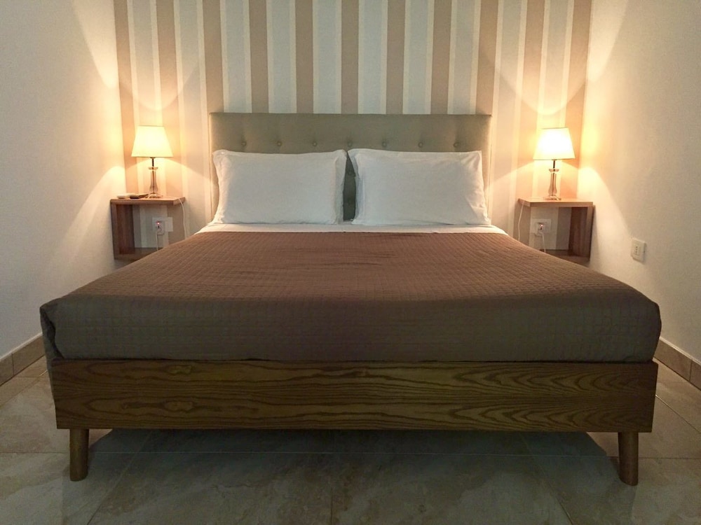 Deluxe, King Bed, Balcony