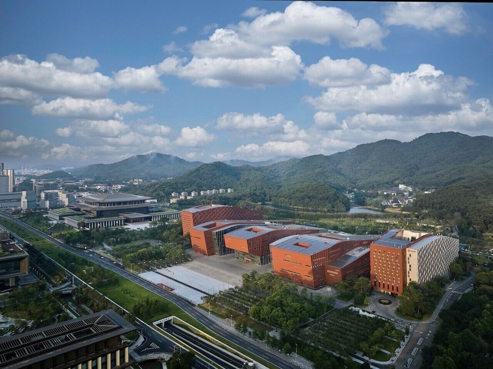 Echarm Hotel (Guangzhou Beijing Road Pedestrian Street Tianzi Wharf) 57/64