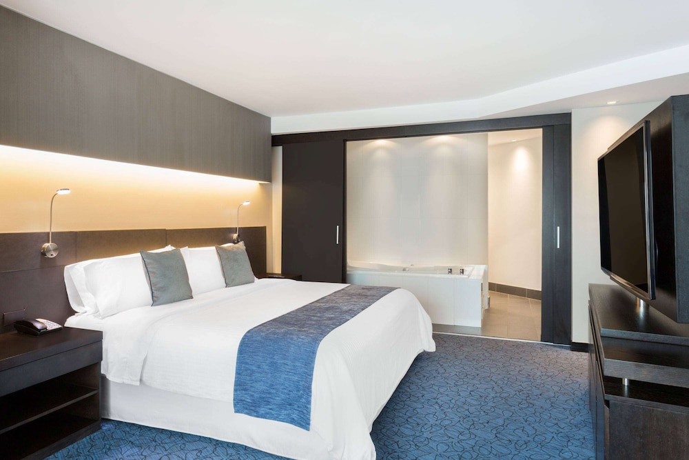 Wyndham Guayaquil Puerto Santa Ana 15/63