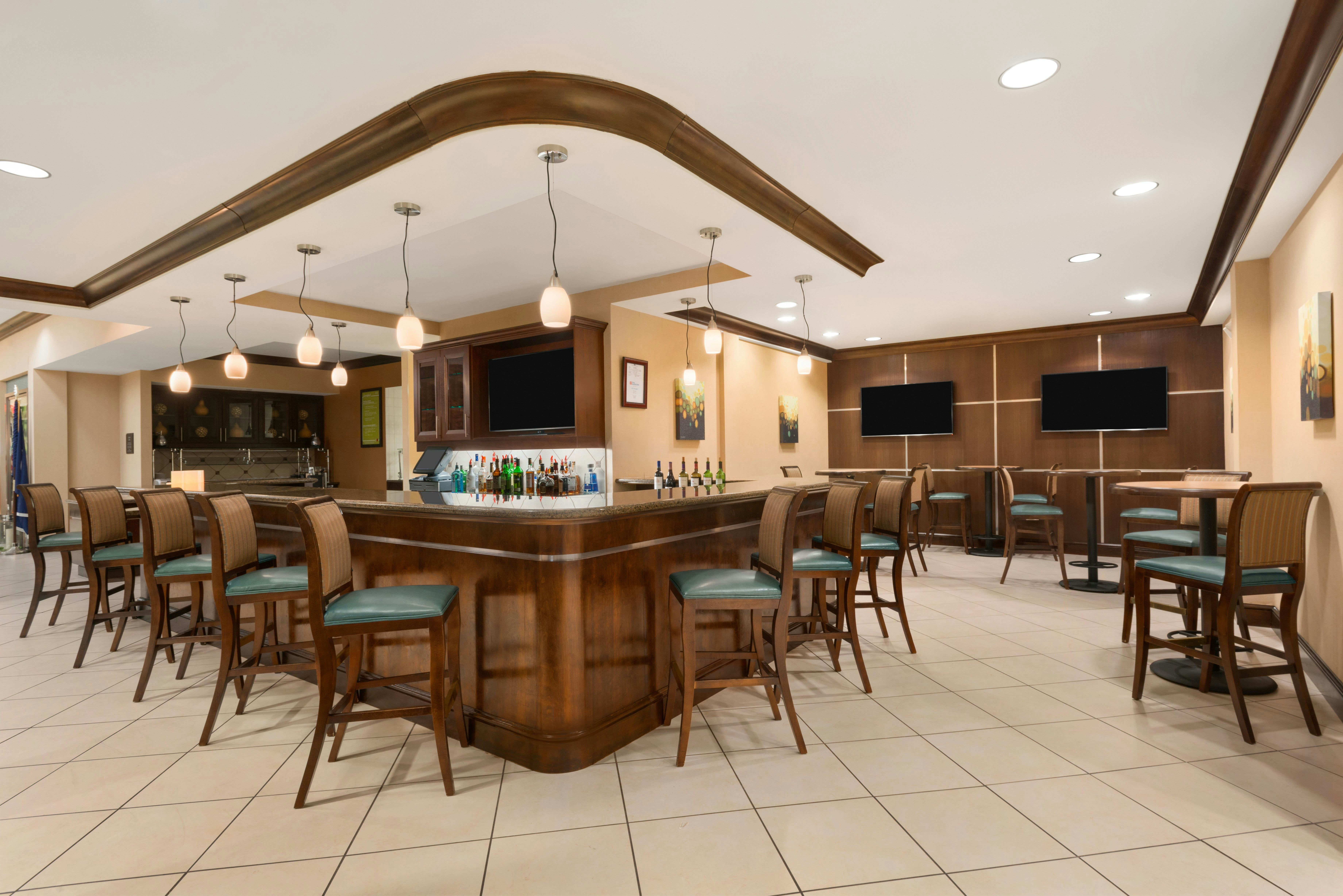 Hilton Garden Inn Dulles North 52/82