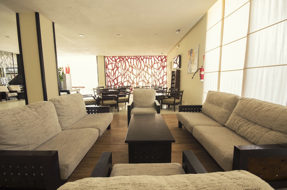 Azuline Hotel Pacific 26/42
