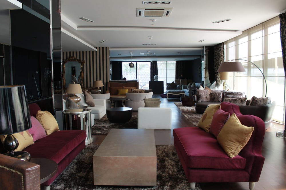 Amaroossa Cosmo Jakarta 26/50