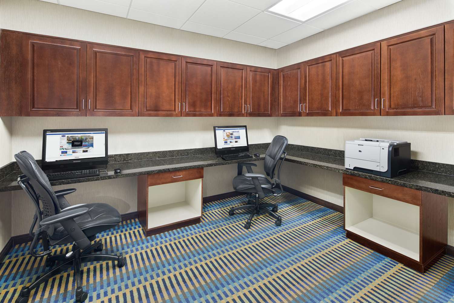 Hampton Inn Columbus South Fort Moore 29/33