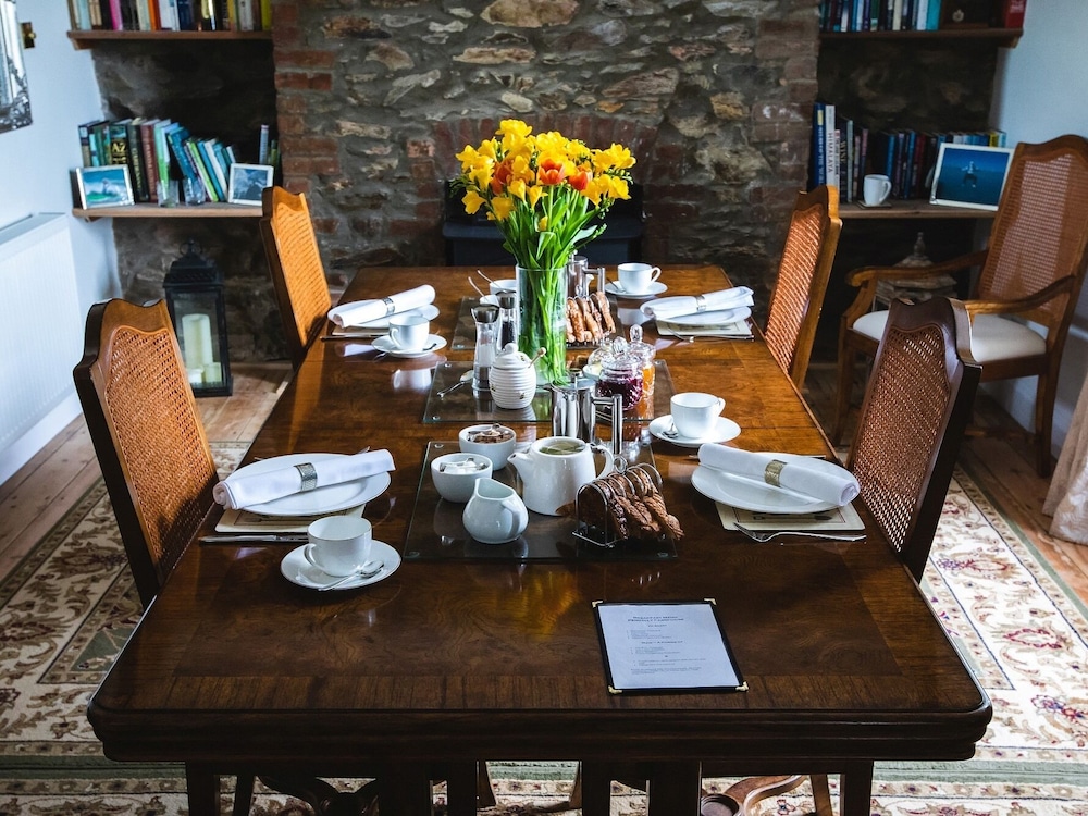 Pengelly Farmhouse B&B 24/32