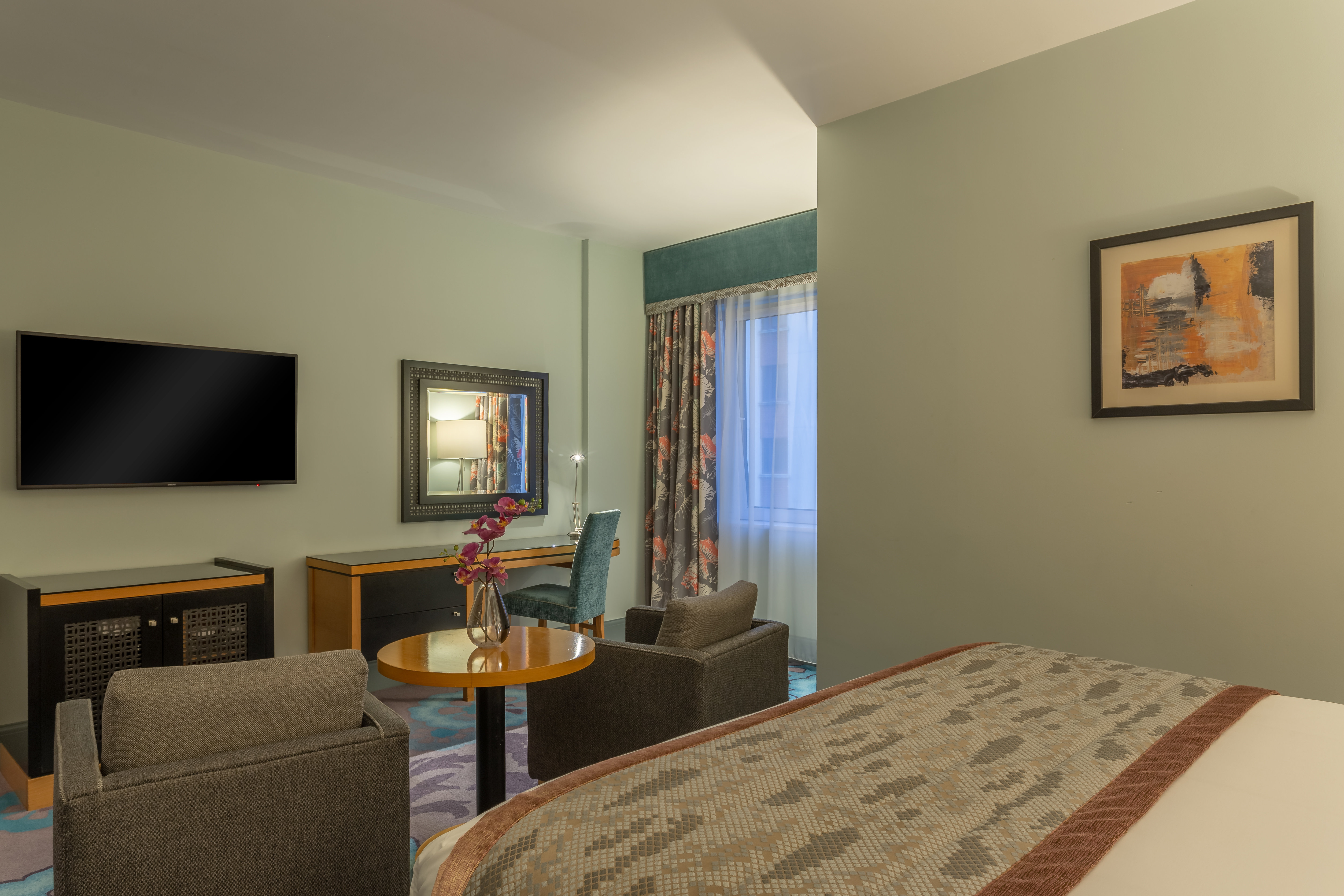 Room, King Bed, Accessible, Crowne Plaza Dublin Airport 2/2