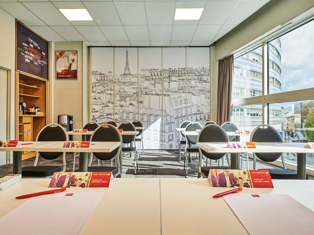 ibis Paris Porte De Montreuil 52/71