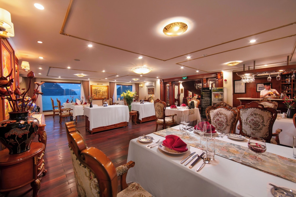 Emperor Cruise Ha Long 39/50