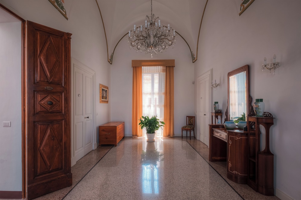 Relais Palazzo Vaglio 47/70