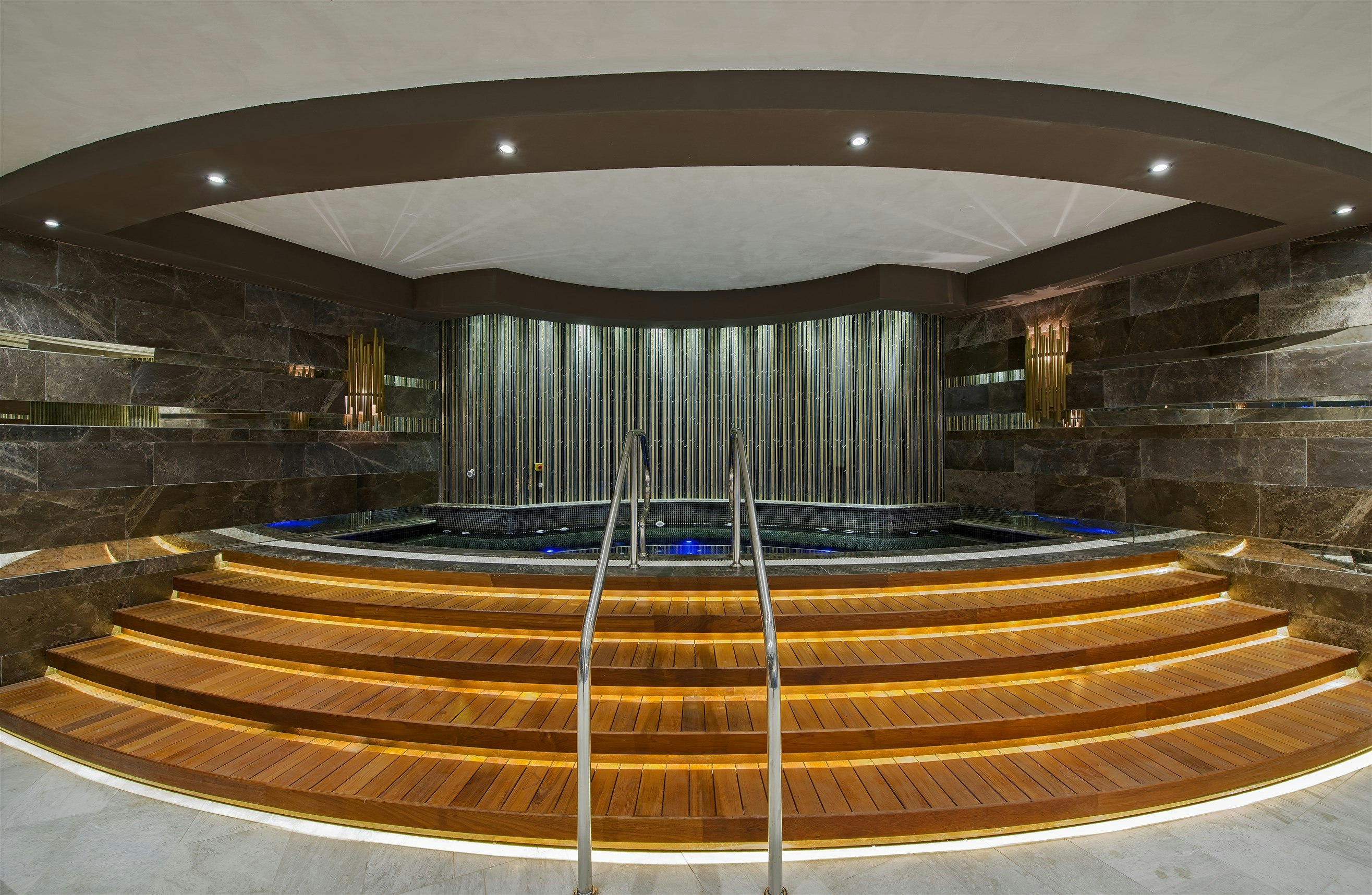 Hilton Istanbul Kozyatagi 16/50