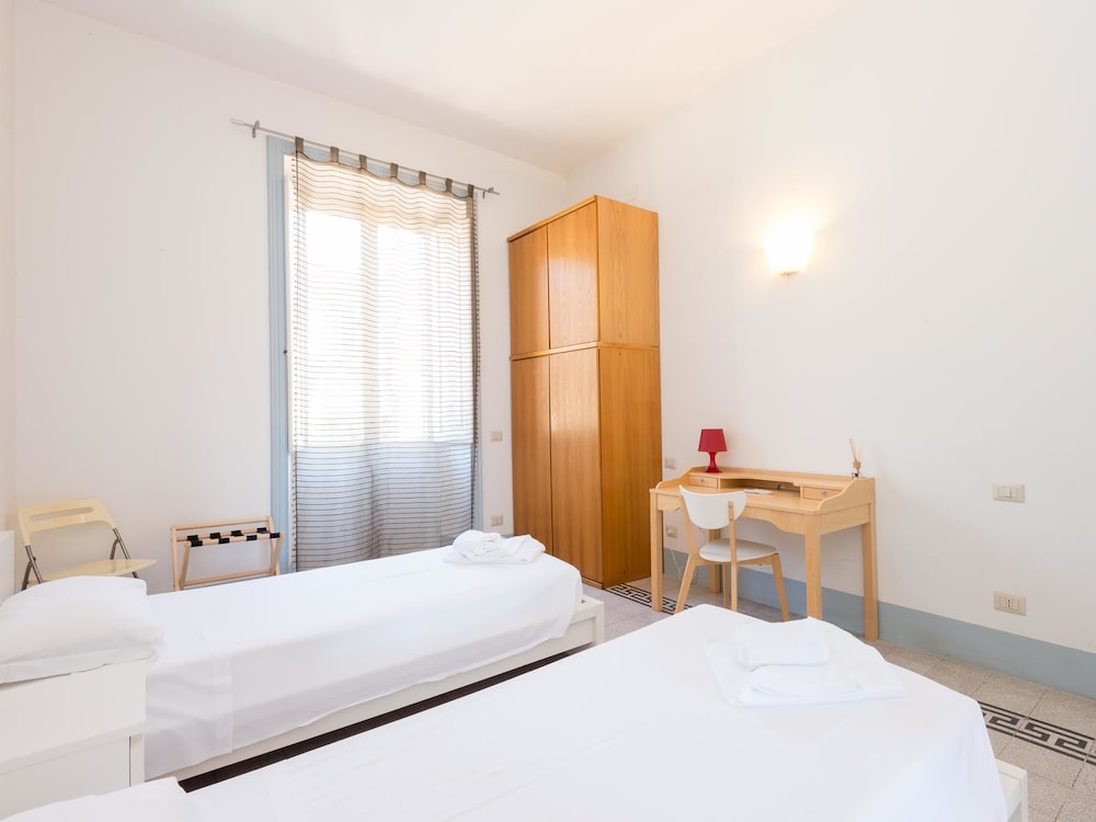 RSH Vatican Comfortable Sunny Apartment 13/34