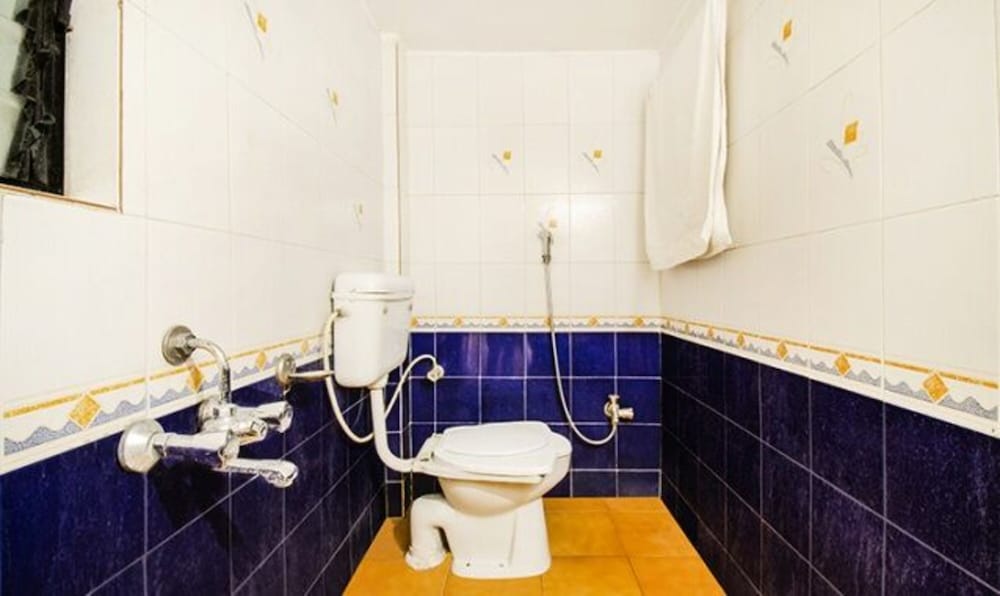 Oyo 11601 Hotel Karishma 21/21