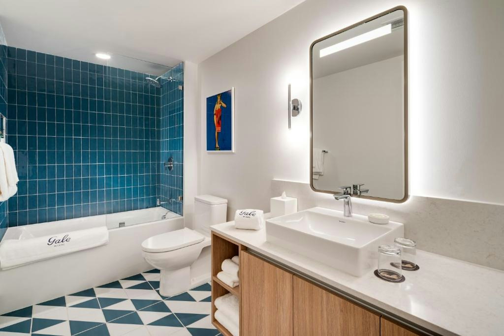 Gale Miami Hotel and Residences 56/57