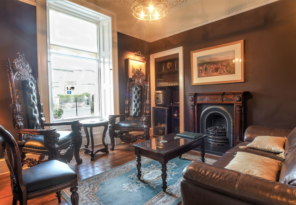 Glenalmond House 54/76