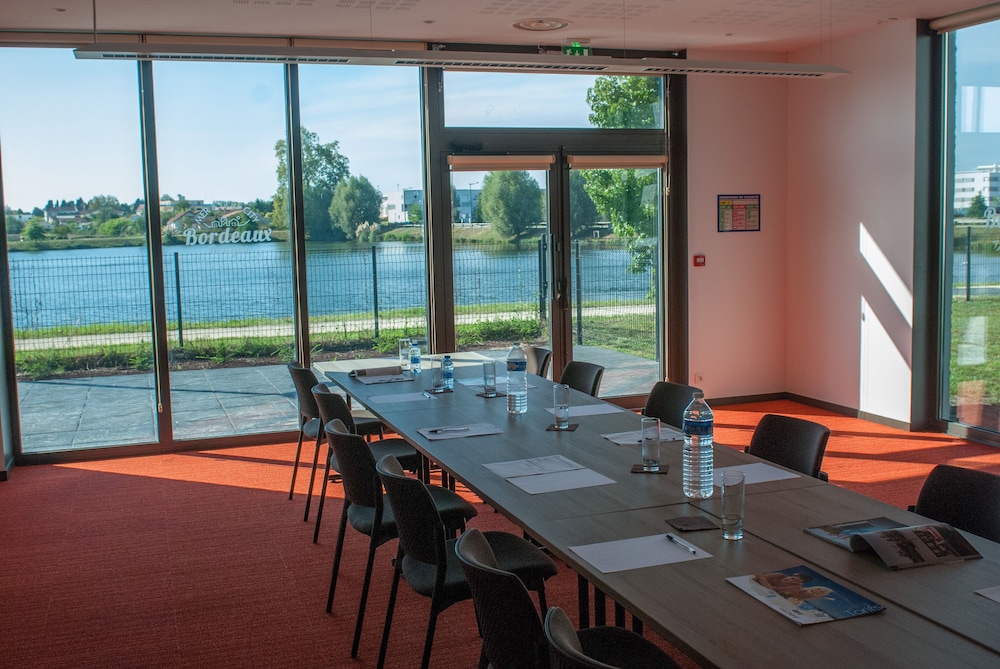 Appart-Hotel Mer & Golf City Bordeaux Bruges 47/60