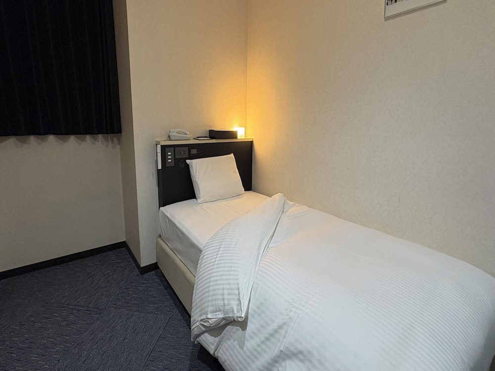 Type A, Single, Single Bed