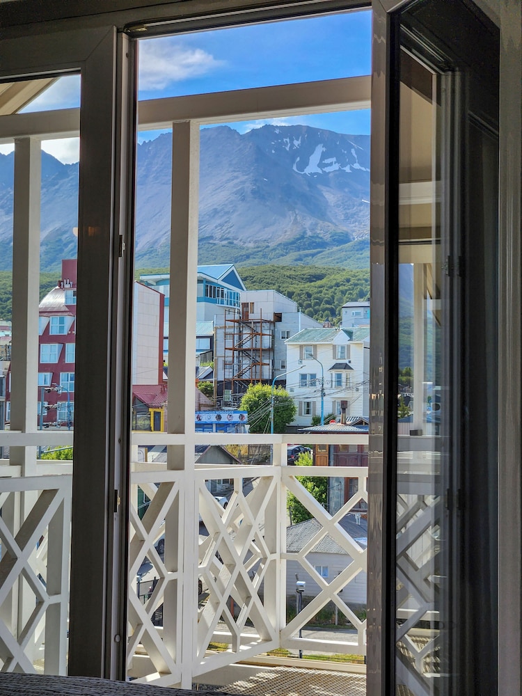 LENNOX HOTEL USHUAIA 5/60