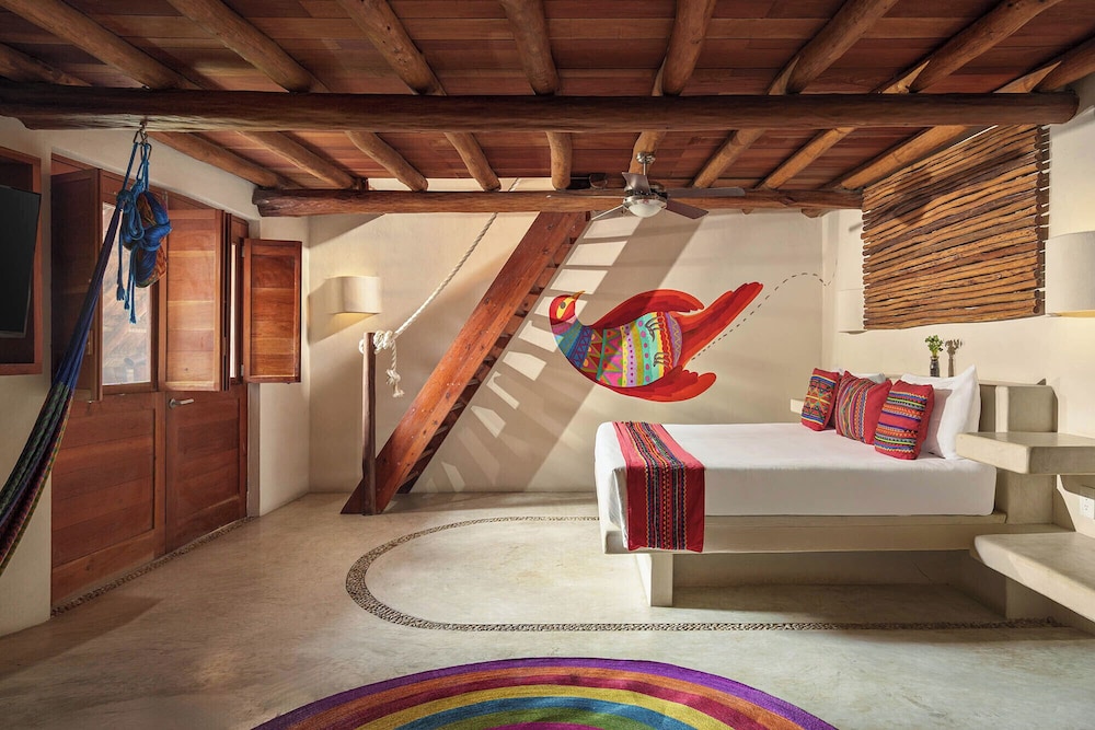 Hotel El Pueblito 15/50