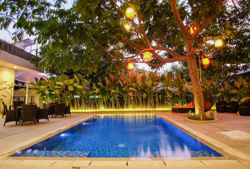 Sunwood Arianz Hotel Managed By Bencoolen 21/25