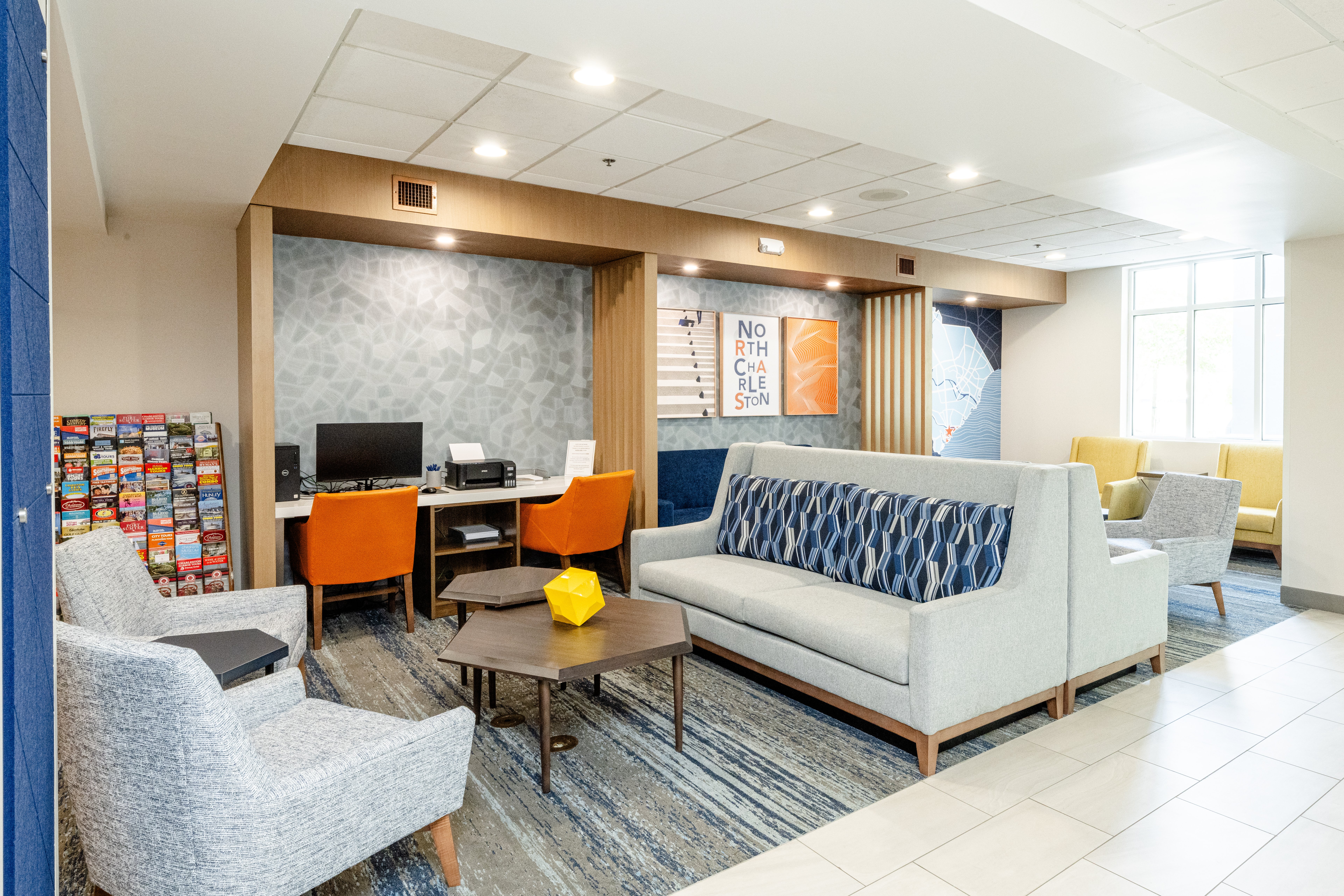 Holiday Inn Express Charleston Ashley Phosphate 15/30