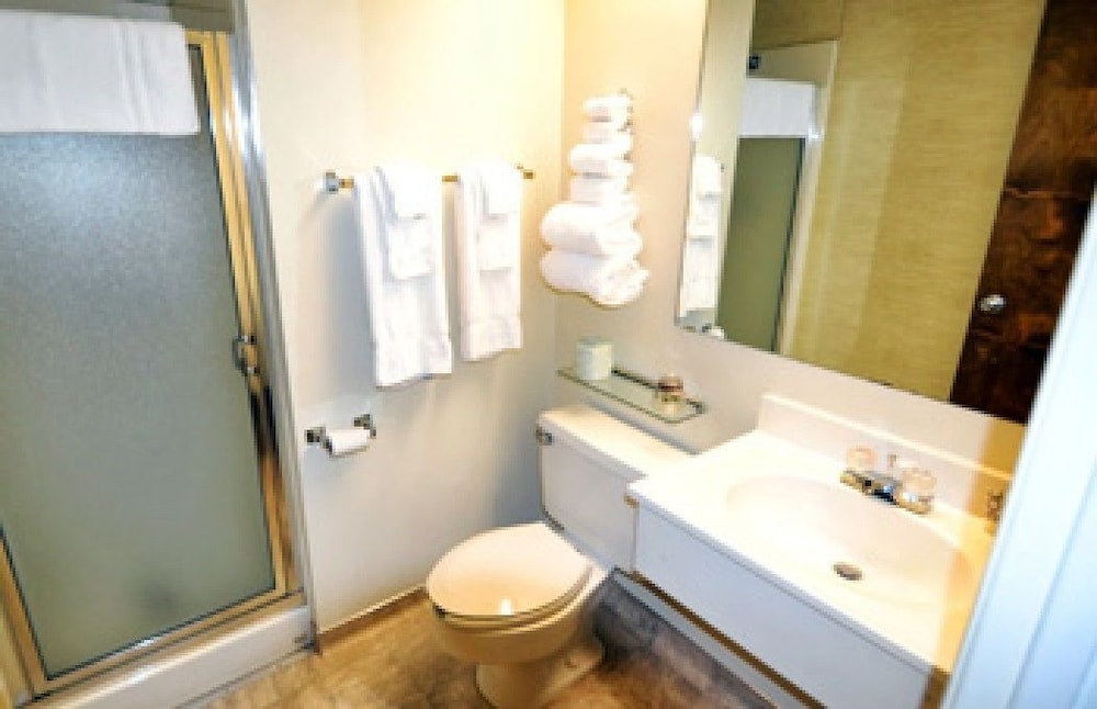 Cedar Grove Lodge 27/29