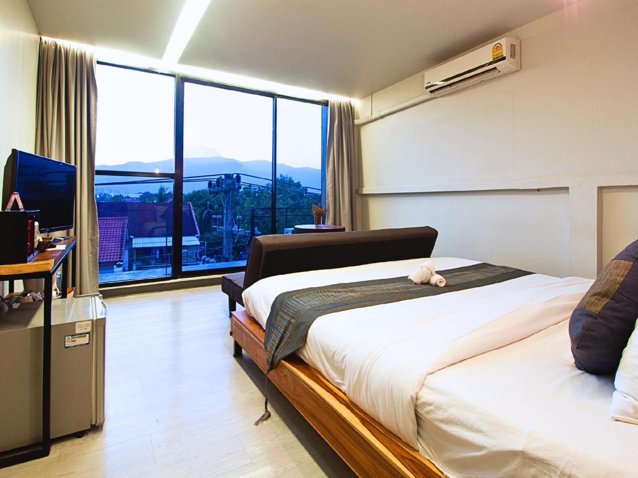 Mountain, Suite