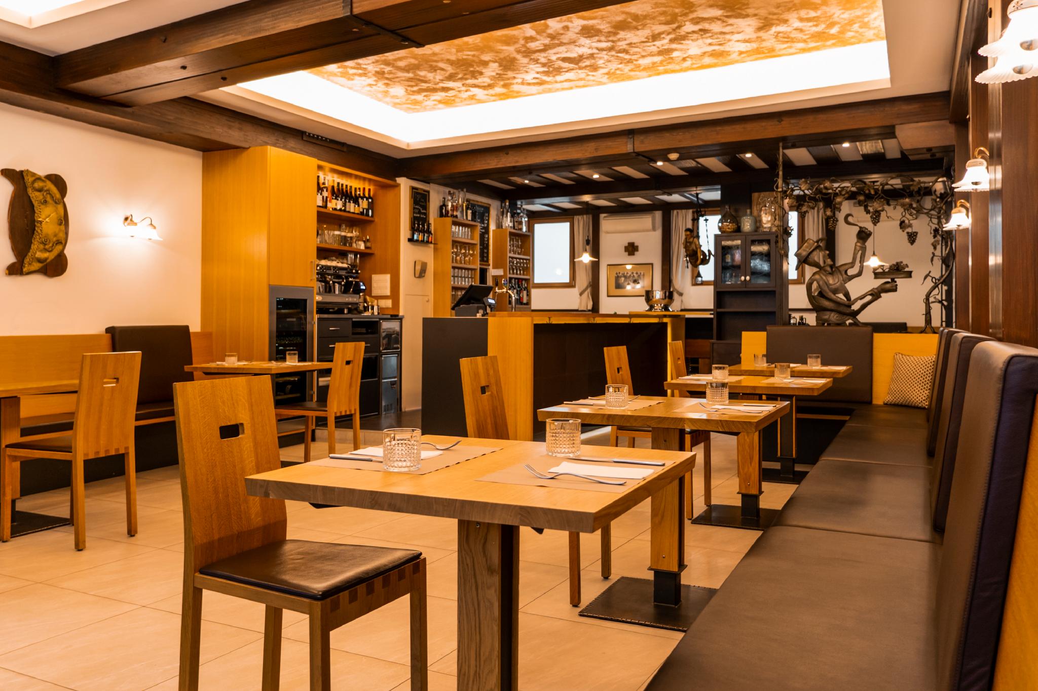Feichter Hotel & Bistro 21/24