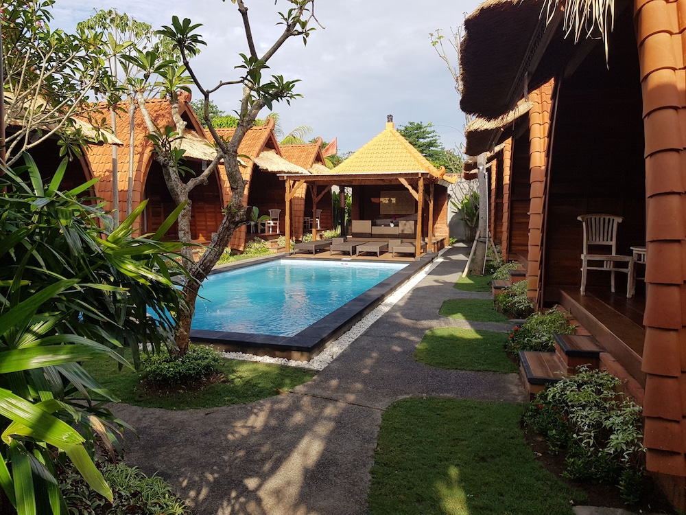 Poedja Villa Jimbaran 13/17