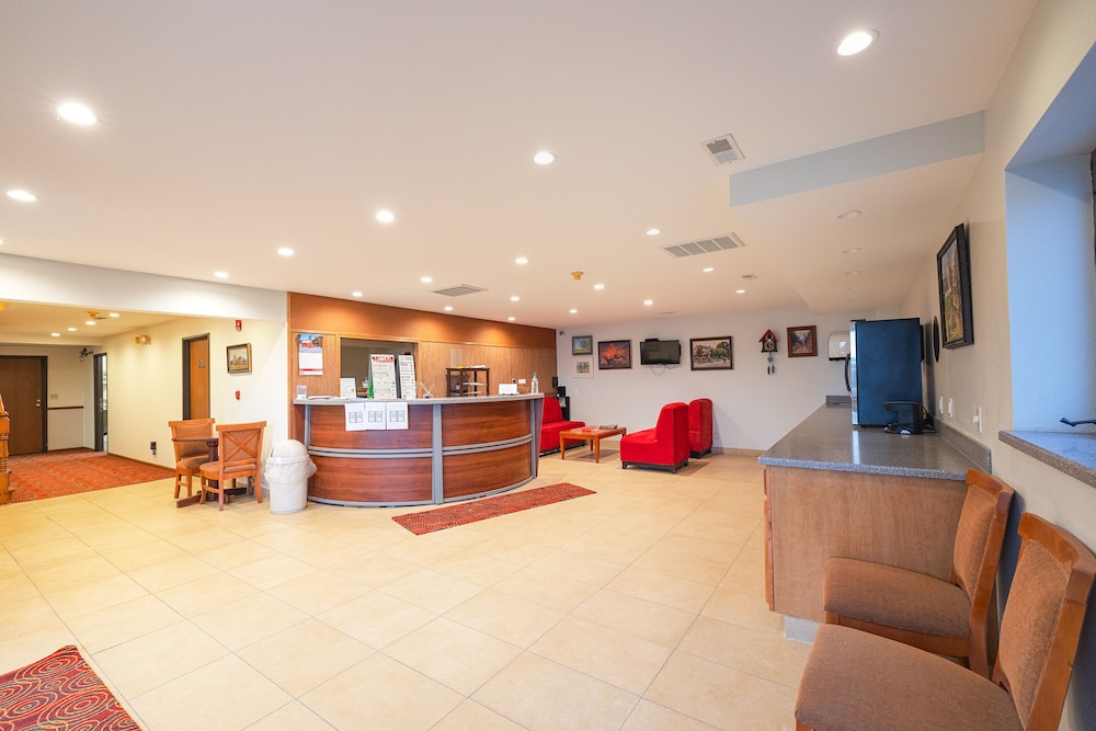 Harlan Inn and Suites By OYO Harlan 6/56