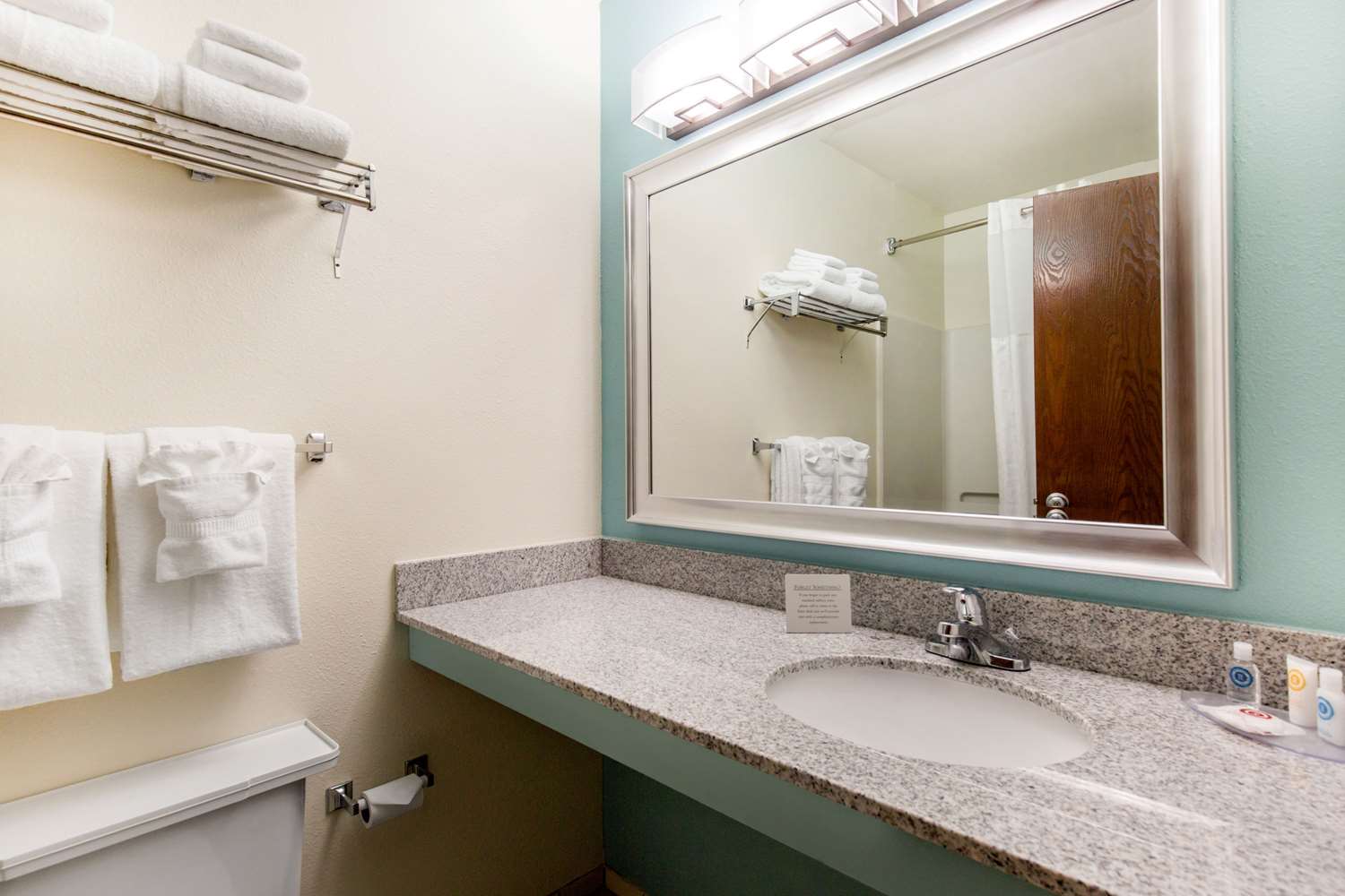 Quality Inn Stephens City-Winchester South 23/24