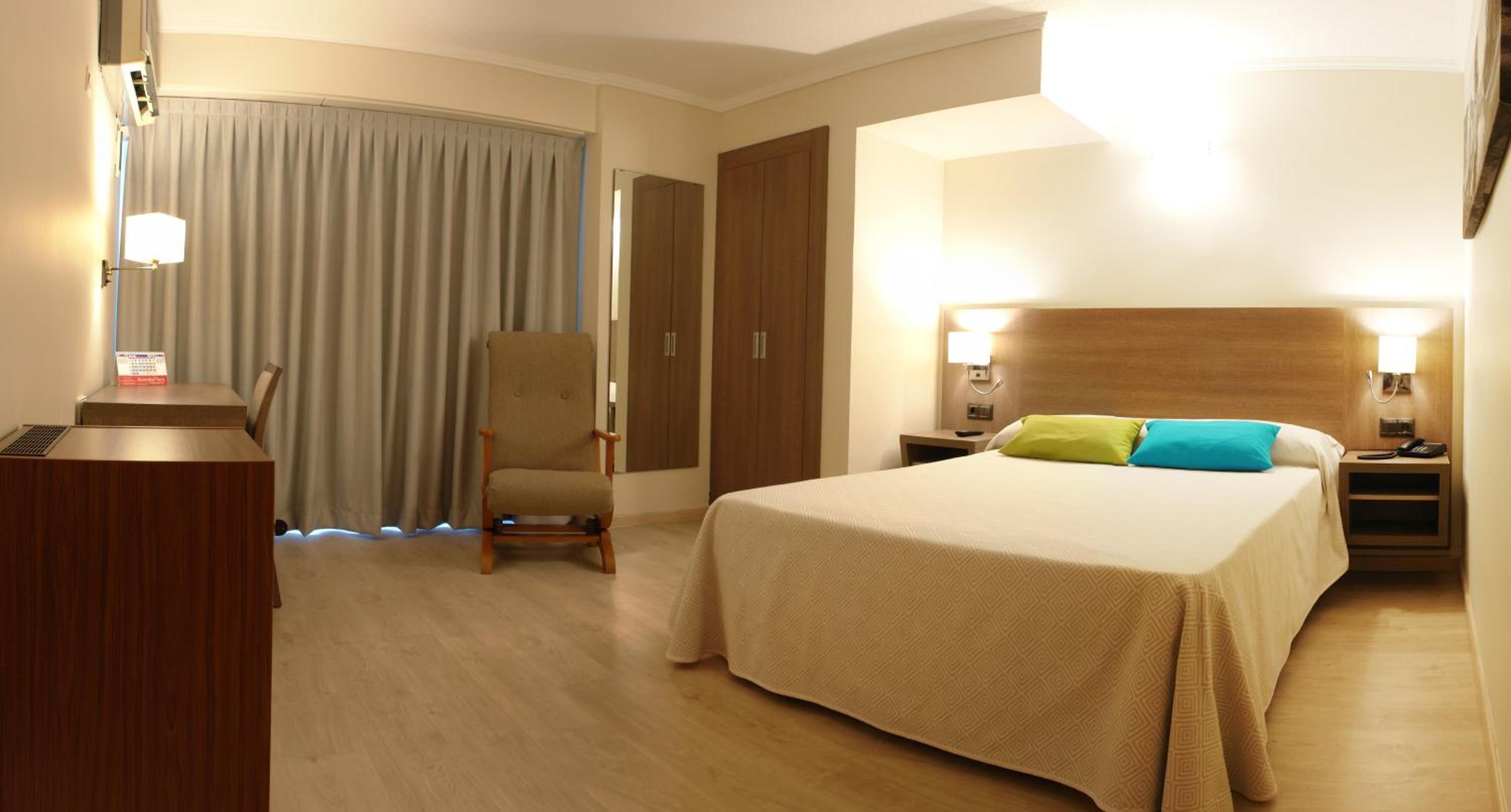 Hotel Avenida Plaza 17/41