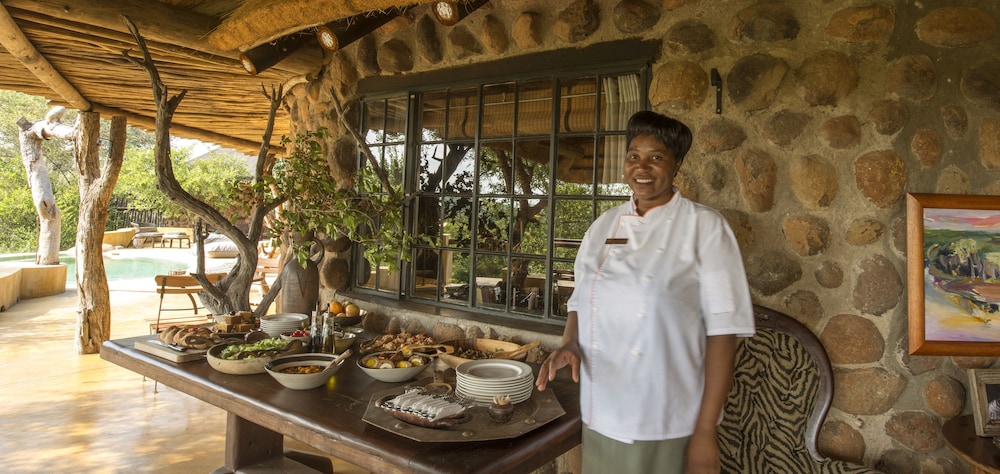 Geigers Camp at Motswari Private Game Reserve 8/34