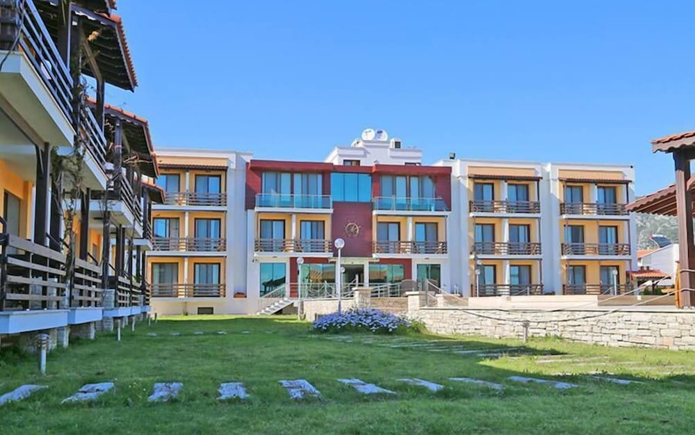 Silvanus Hotel 18/71