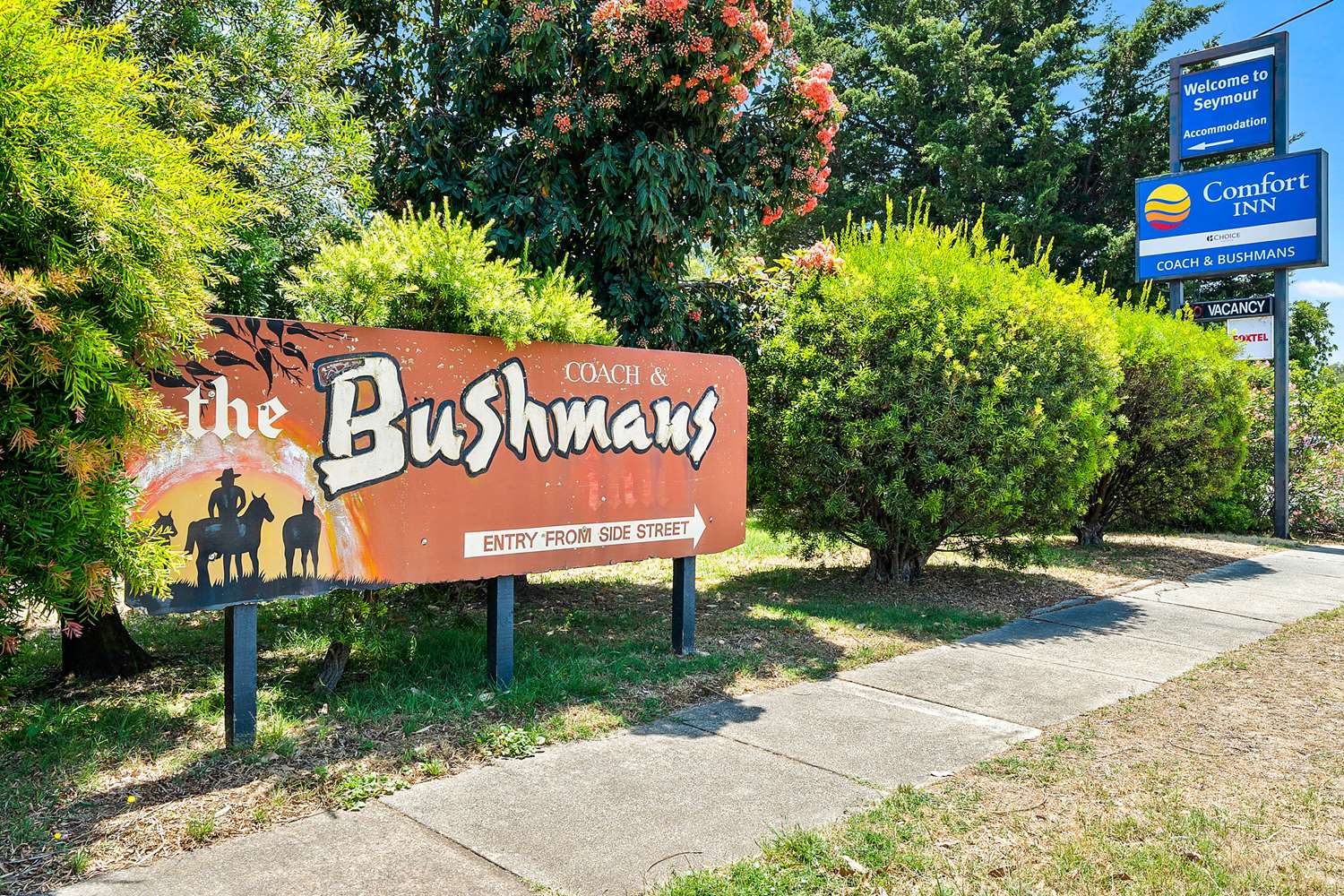 Comfort Inn Coach & Bushmans 19/22