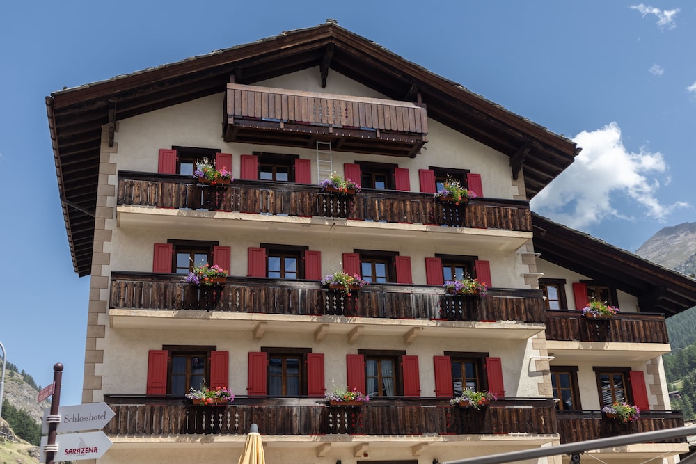 Hotel Bahnhof 1/50