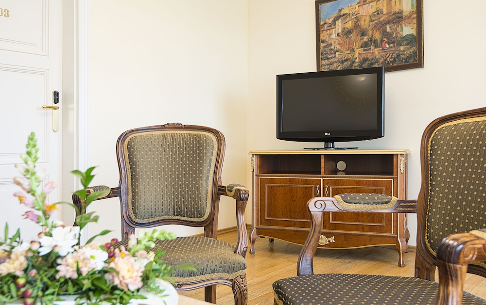 Hotel Residence Romanza 58/62