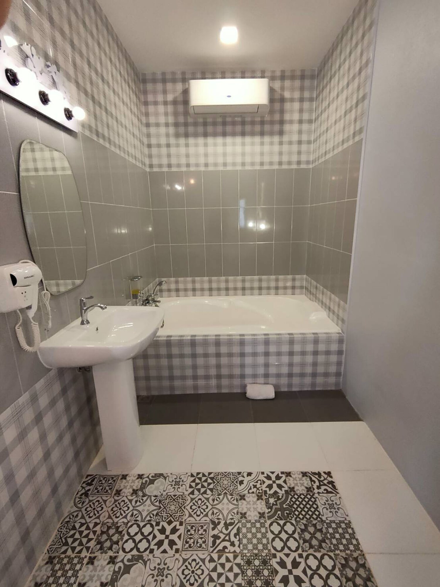 Super, Deluxe, Double Bed، Bed Villa Resort Chaing Rai 9/9