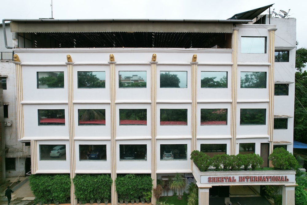 Hotel Sheetal International 2/52