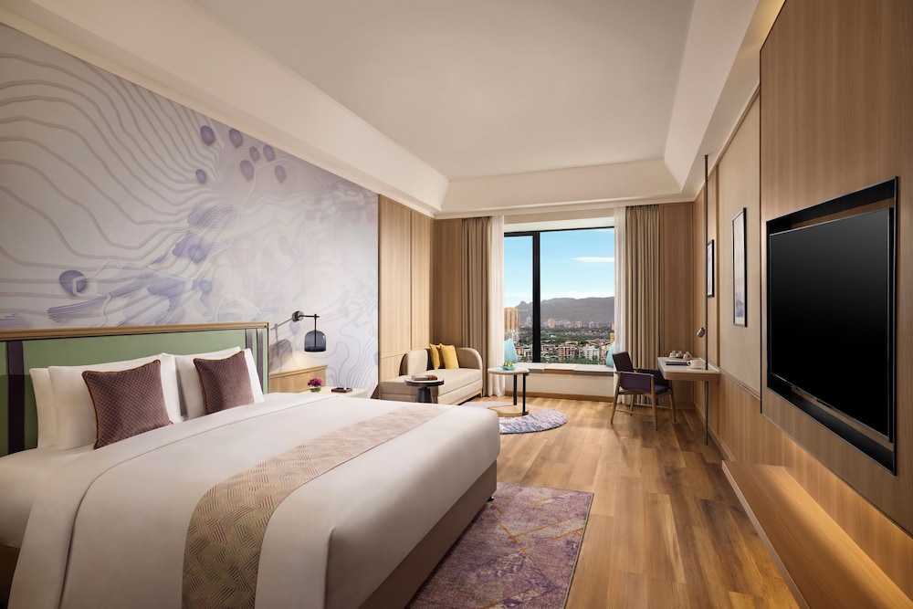 Vivanta Thane LBS Road 10/36