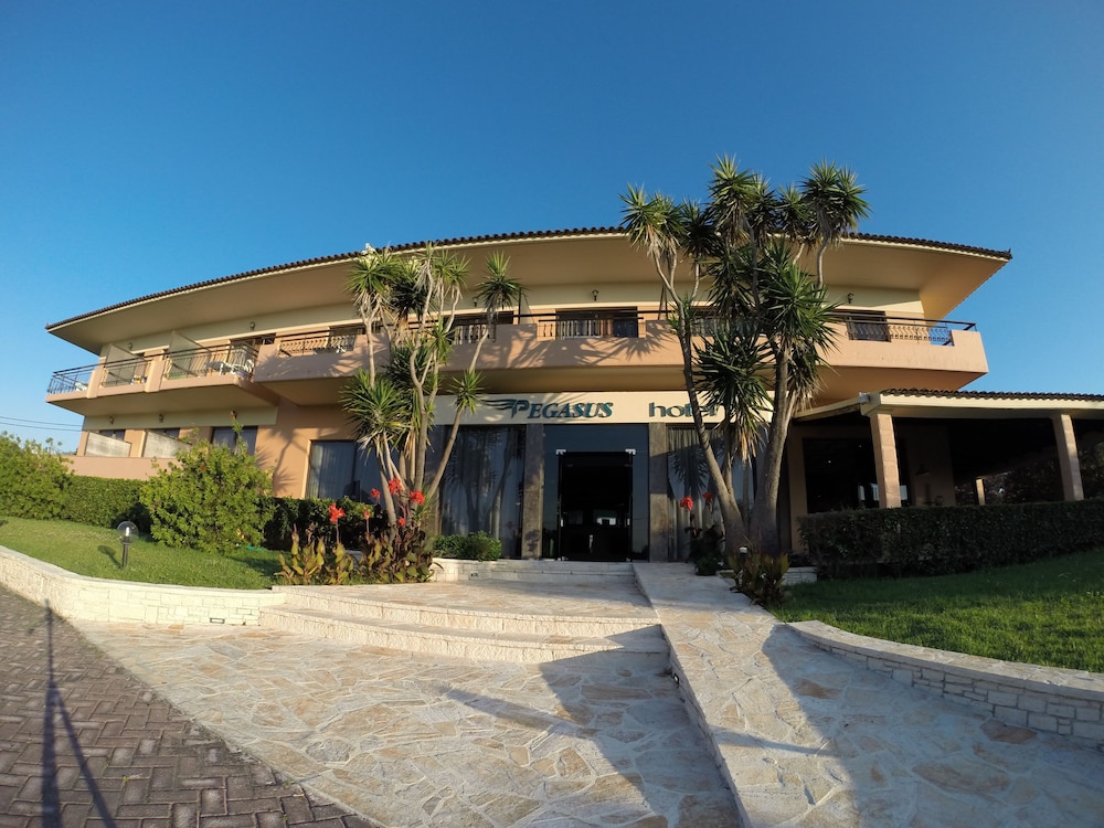 Pegasus Hotel 31/42