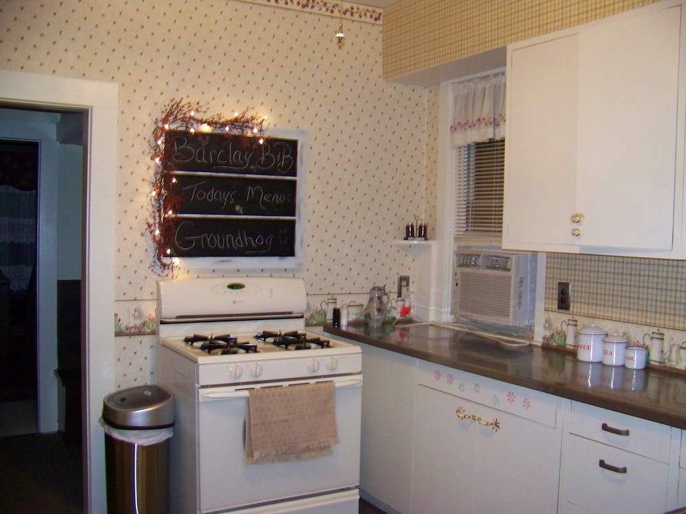 Barclay Bed and Breakfast 25/28