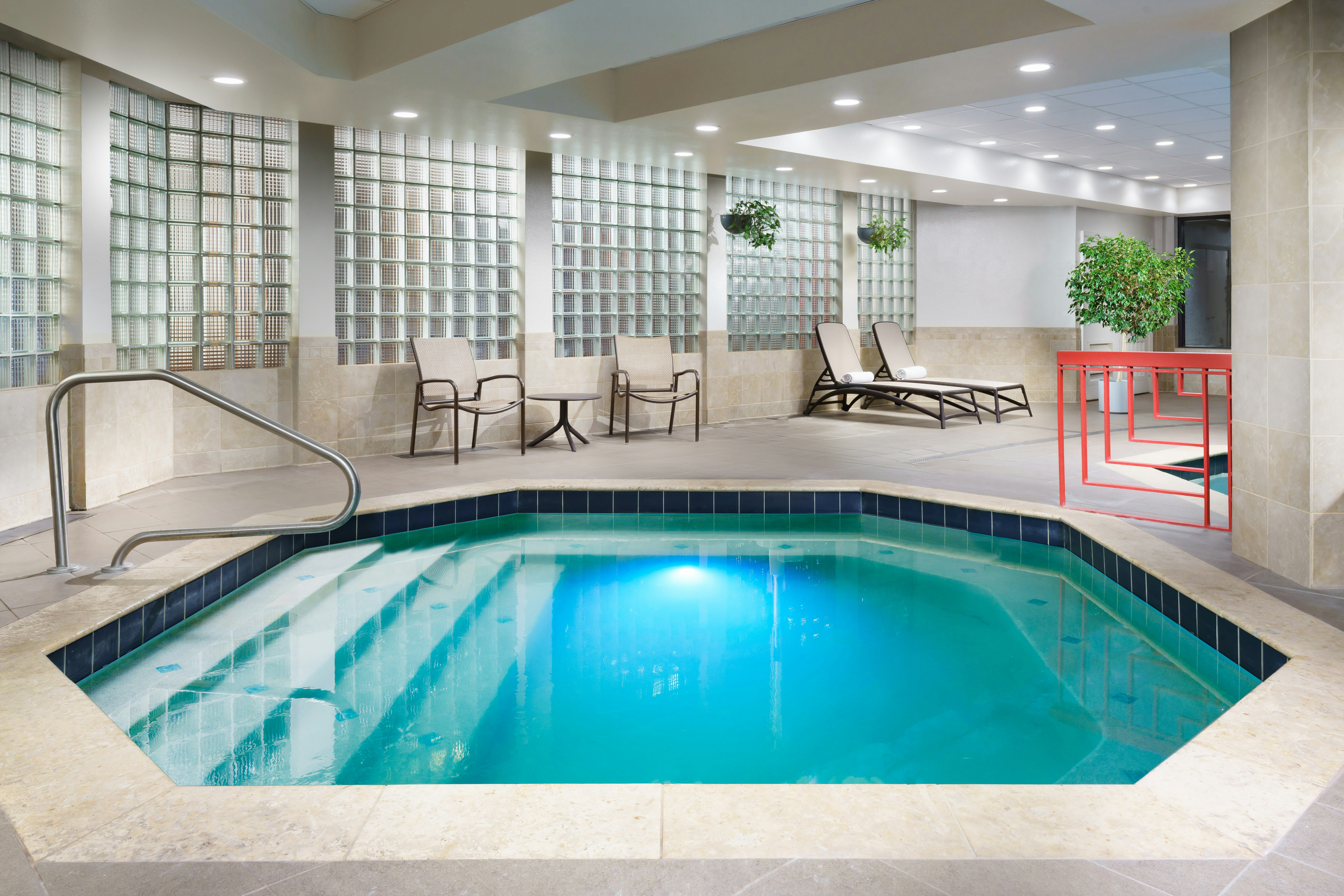 Doubletree Hotel Colorado Springs - World Arena Co 28/70