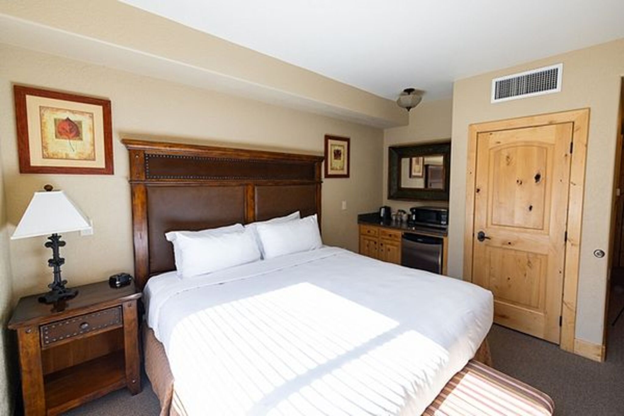 جناح بغرفة نوم واحدة، Silverado Lodge 3/10