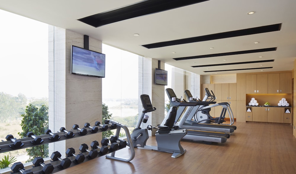 Courtyard Bilaspur 24/49