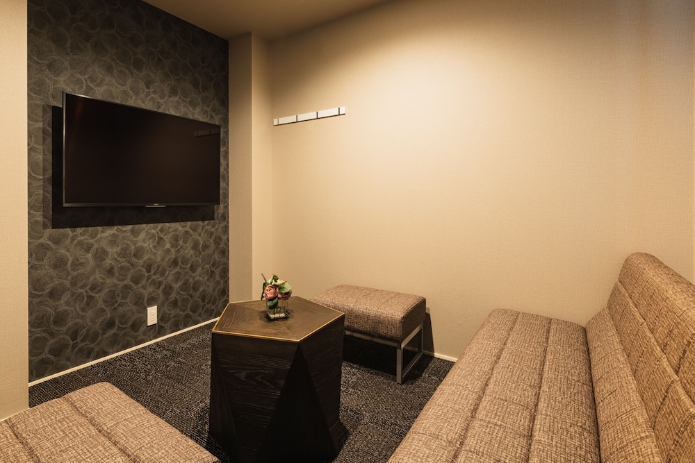 Grand Base Nagasaki City 32/50
