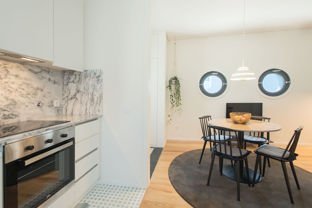 Oporto Serviced Apartments Alvares Cabral 14/17