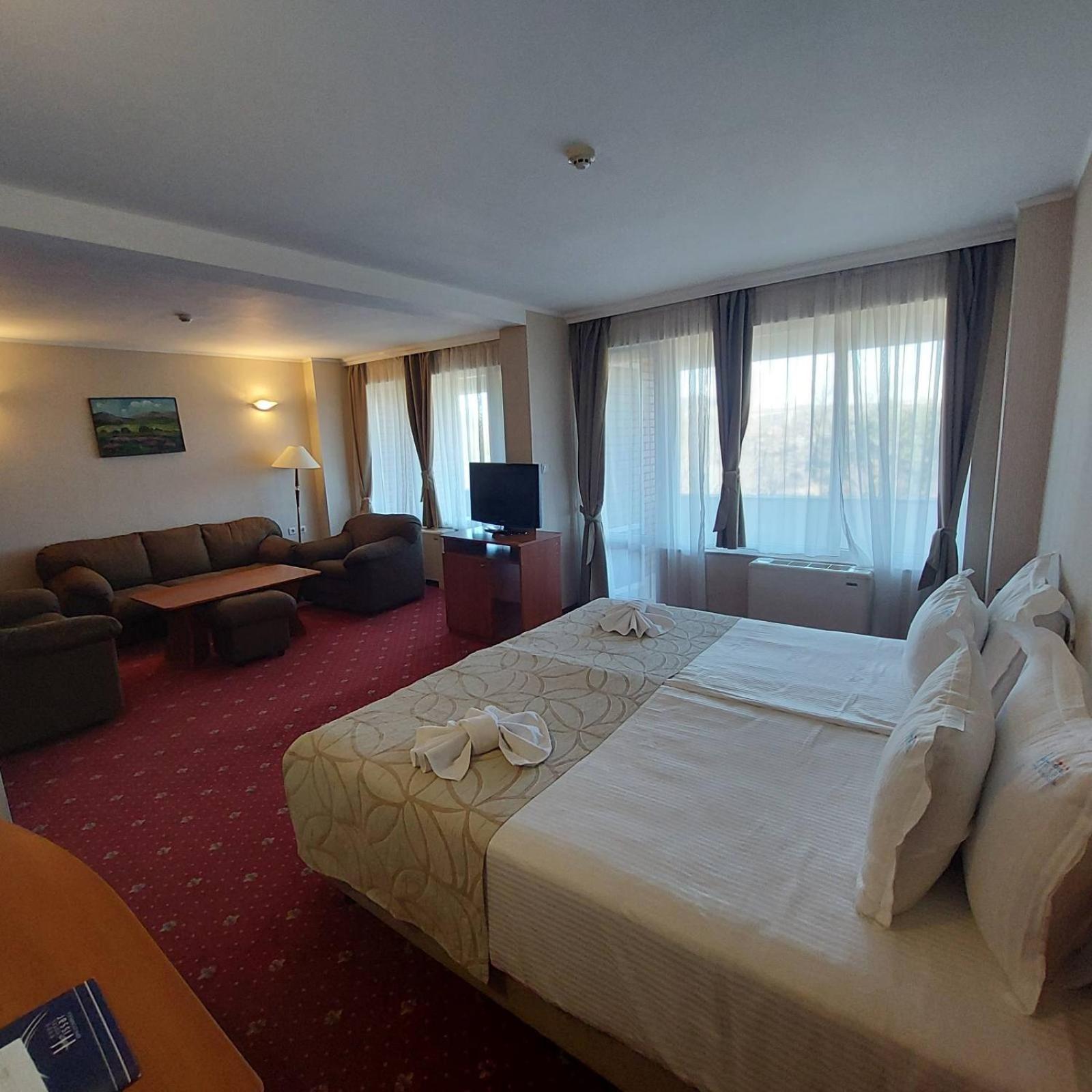 Spa Hotel Hissar 13/50