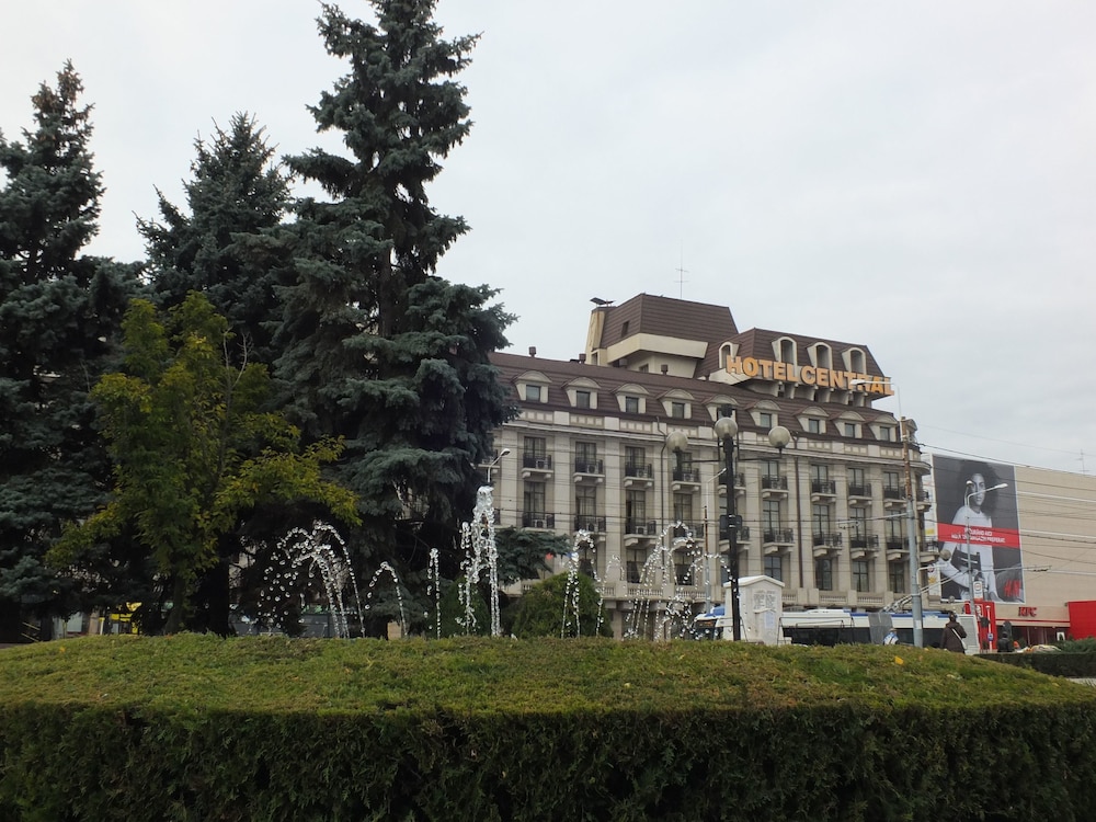 Hotel Central Ploiesti 4/69