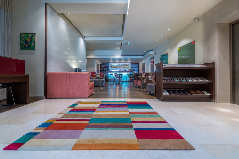 PeakTure Hotel Bucharest 8/68
