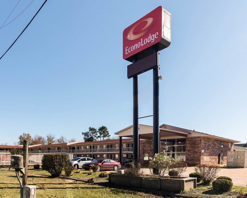 HomeStay Inn & Suites Russellville 27/33